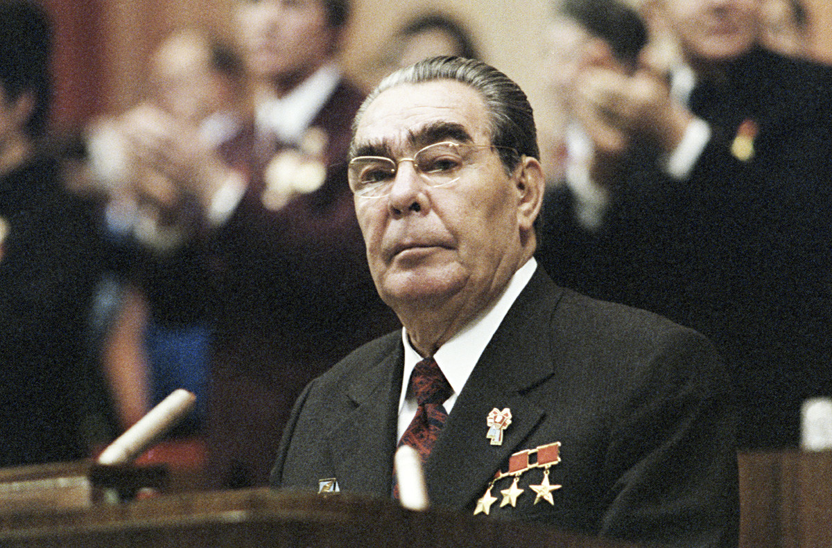Le leader soviétique Léonid Brejnev s'exprimant pour célébrer le 60e anniversaire du Komsomol (jeunesse du Parti communiste). Moscou, 27 octobre 1978.