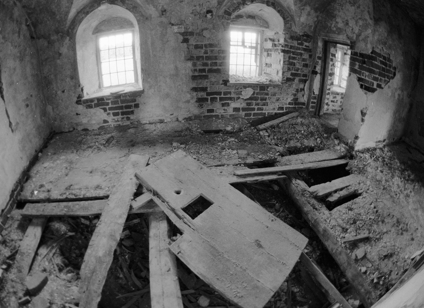 Bivša zatvorska ćelija u crkvi
