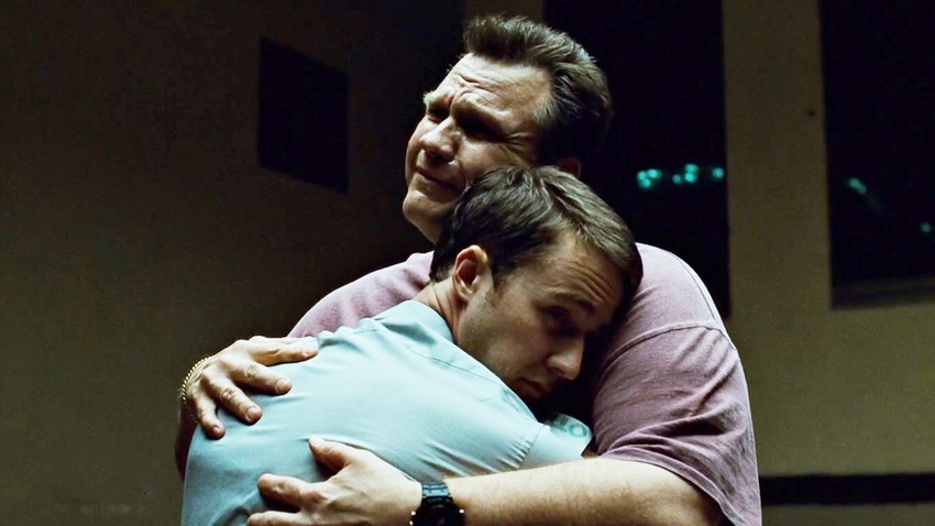Strangers Cuddle I went to a cuddle party with strangers. It was emotional... - Russia ...