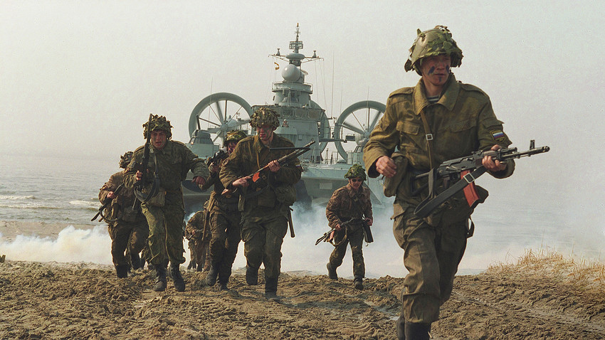I Cinque Migliori Sbarchi Di Truppe Russe Via Mare E Via Aerea Russia 