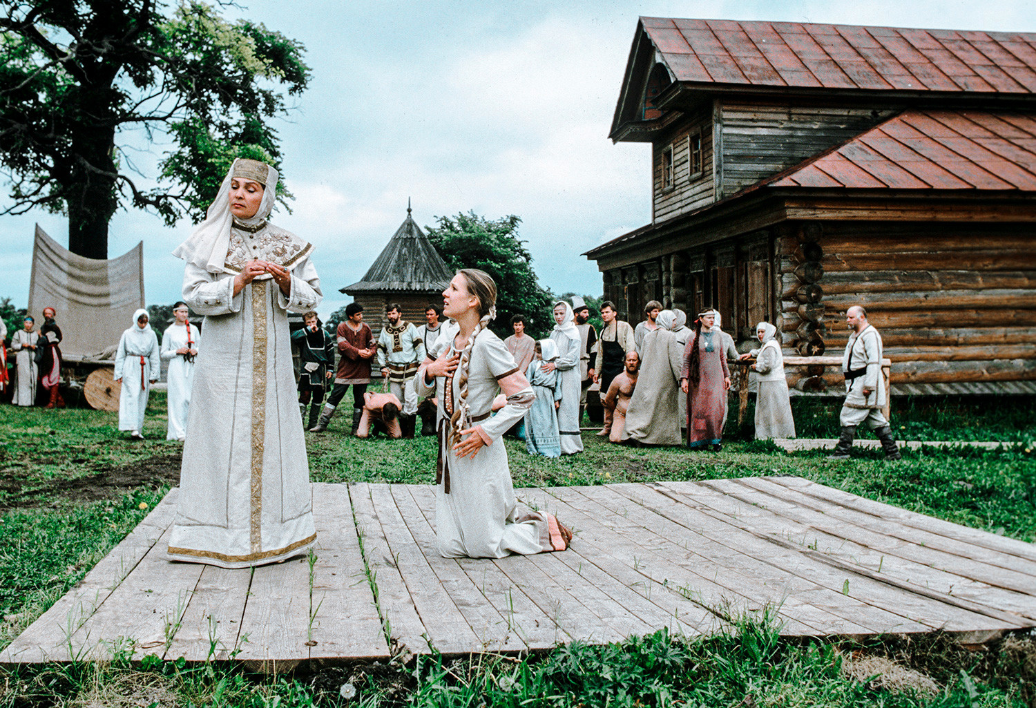 Historical performance in the Museum of Wooden Architecture