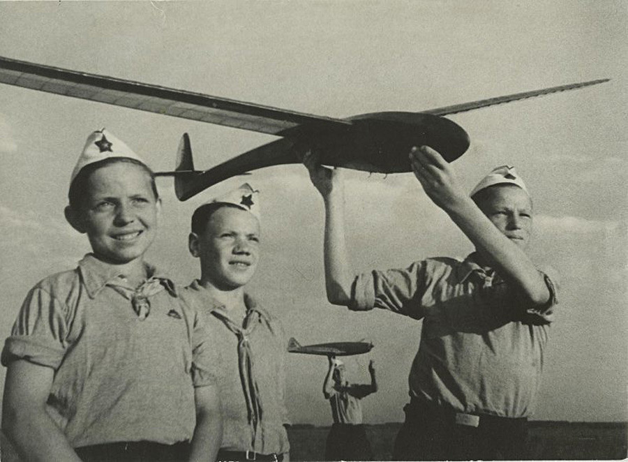 Pilotos de planeadores, 1937-1939.