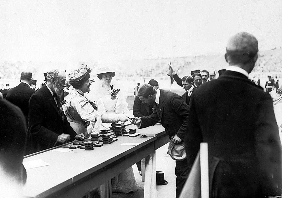 Wahr oder falsch Kamen die Russen zu spät zu den Olympischen Spielen