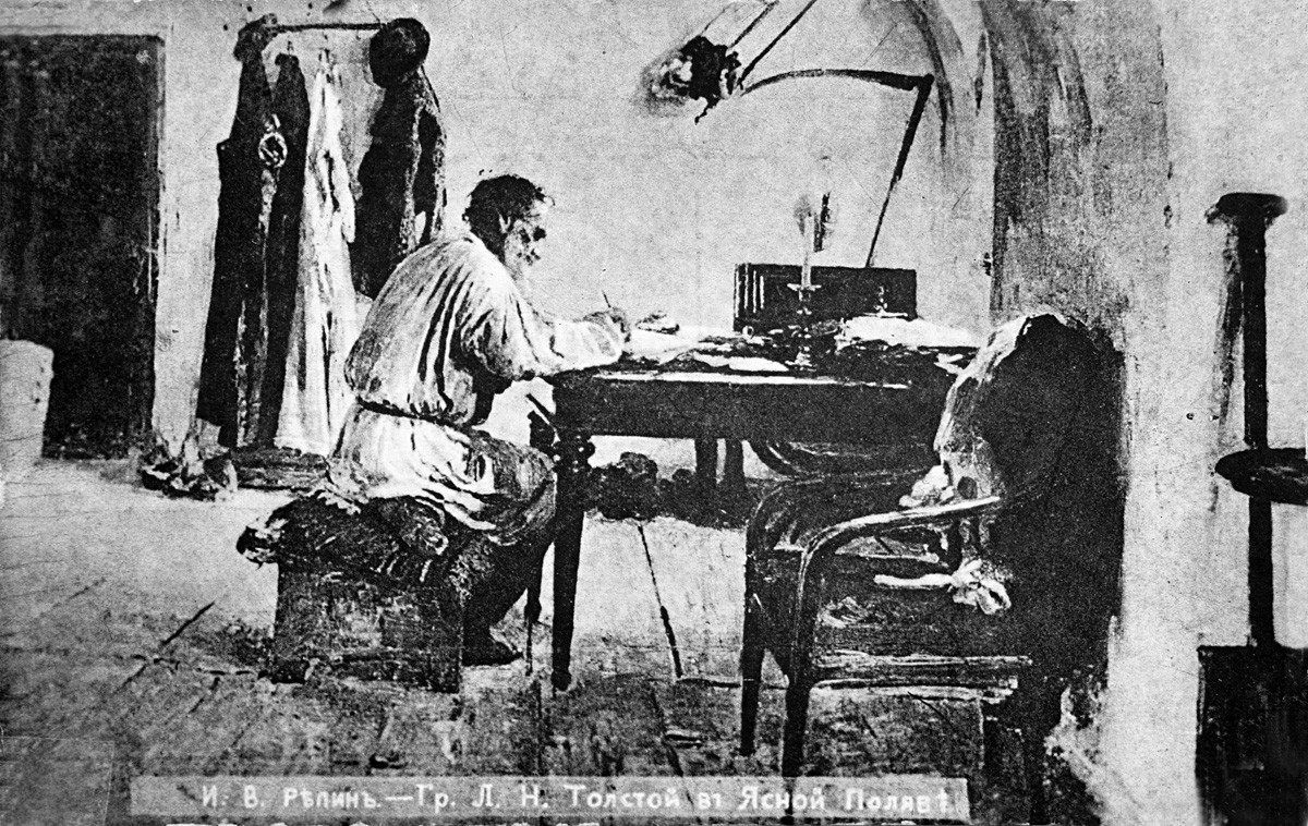 Tolstoj al lavoro nella sua tenuta di Yasnaya Polyana