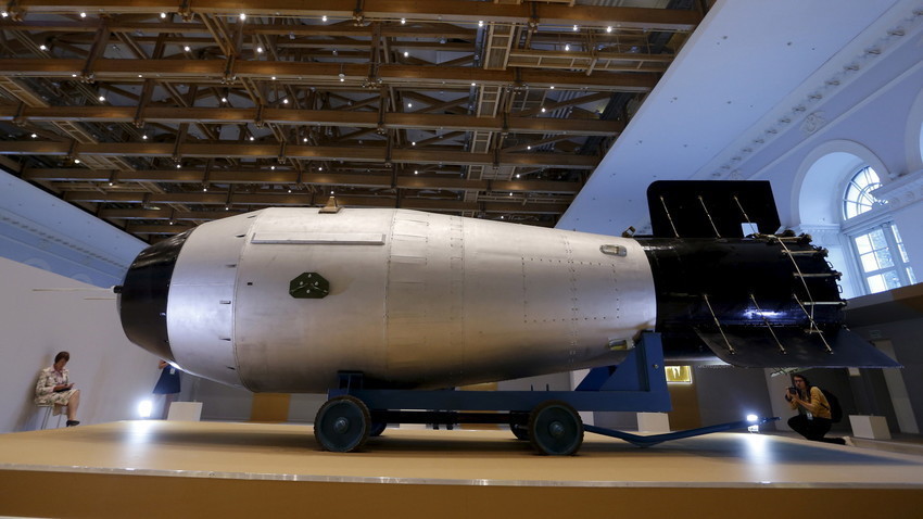 Replika bombe AN602 v Moskvi