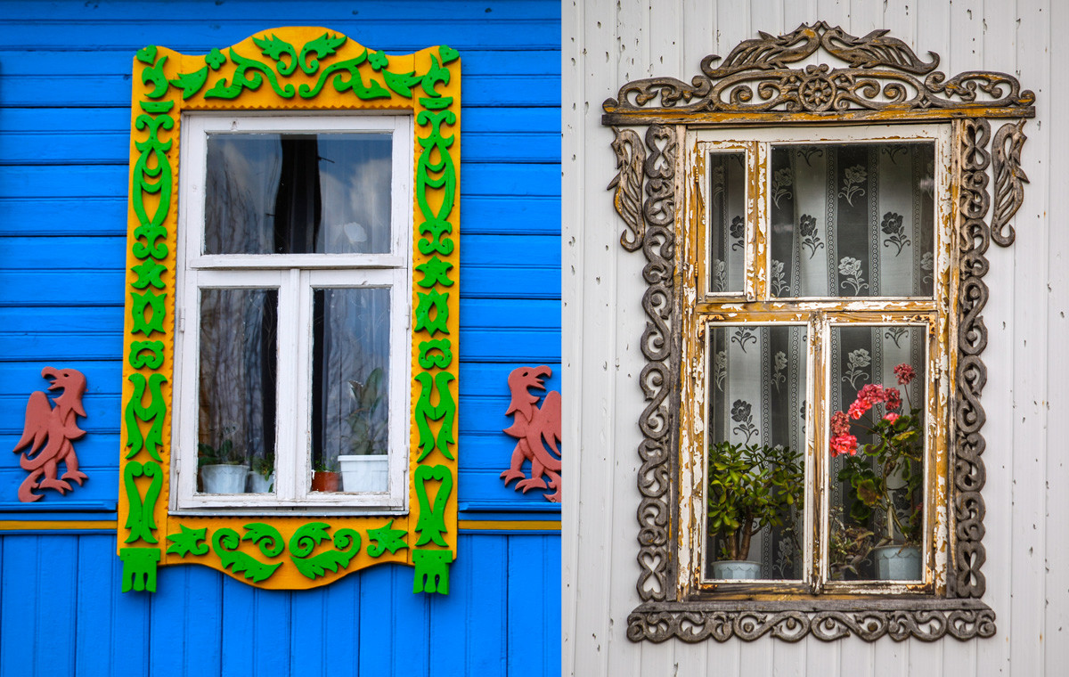 Fenêtres d'anciennes maisons russes : à droite, la Mordovie, à gauche, l'Anneau d'or