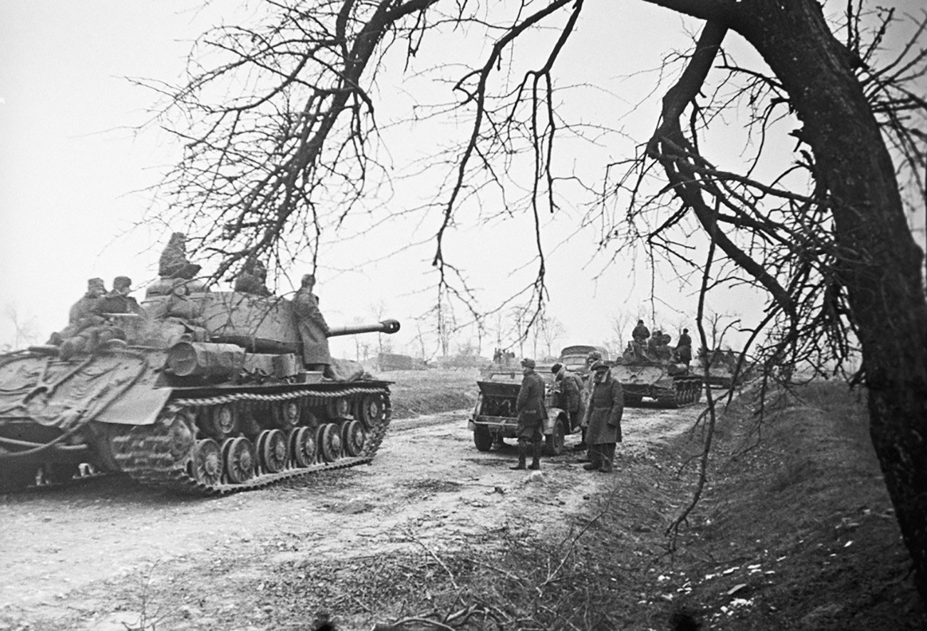 Тенкови кај Висла, Прв белоруски фронт.