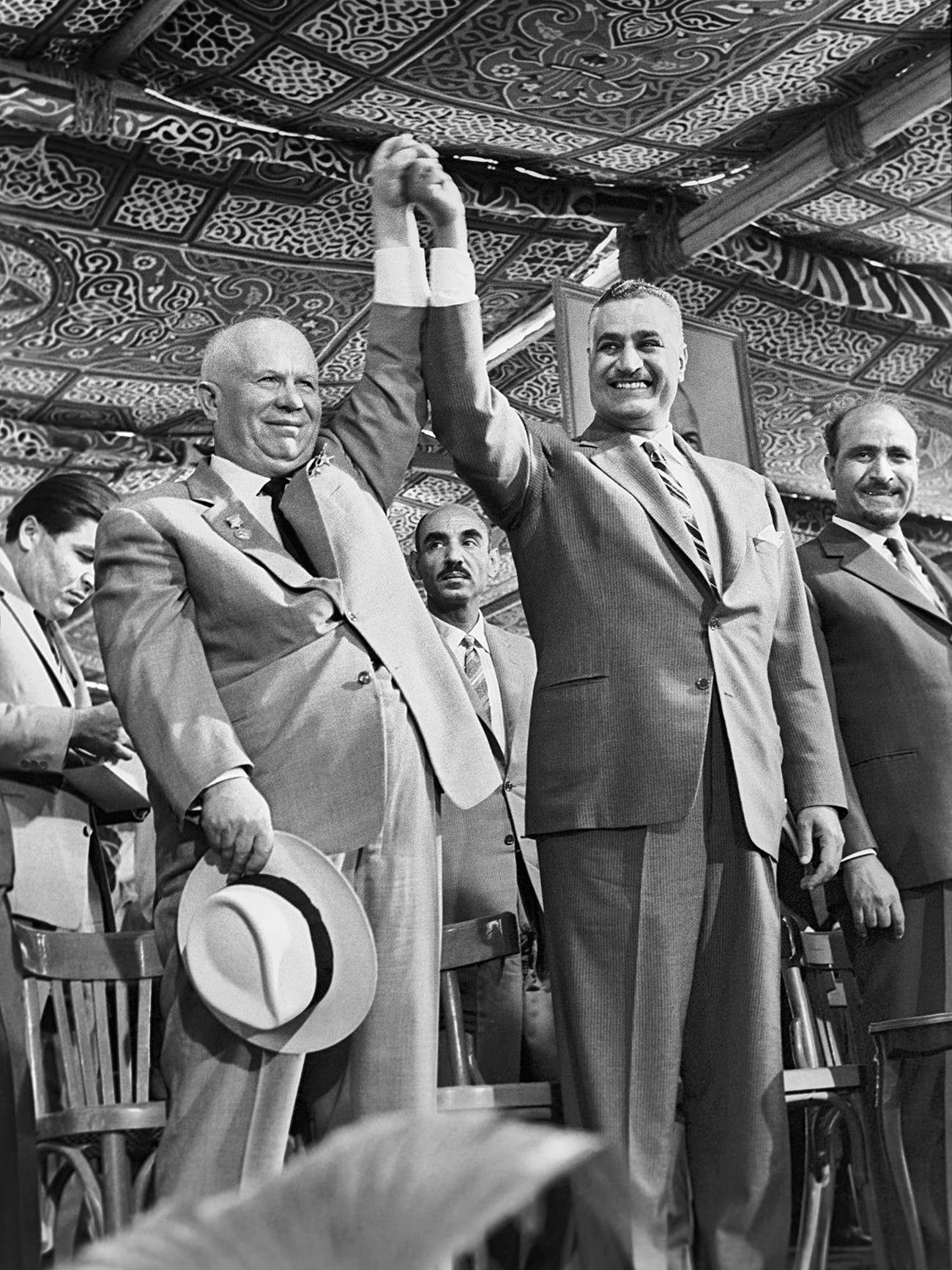 O egípcio Gamal Abdel Nasser foi o primeiro líder africano a estabelecer relações amigáveis com a URSS.

