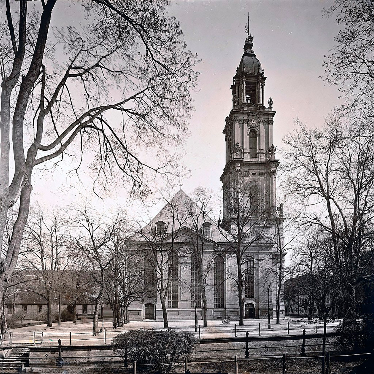 Гарнизонная церковь в Потсдаме. Существовала до 1968 года.