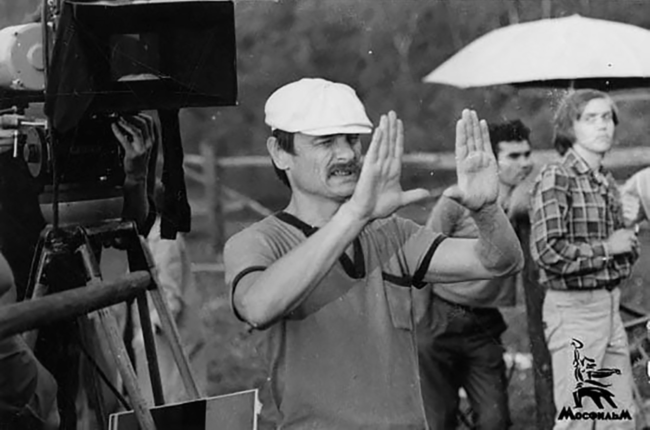 Филм Андреја Тарковског „Огледало“ (1974) почео је да се приказује 4. јула.