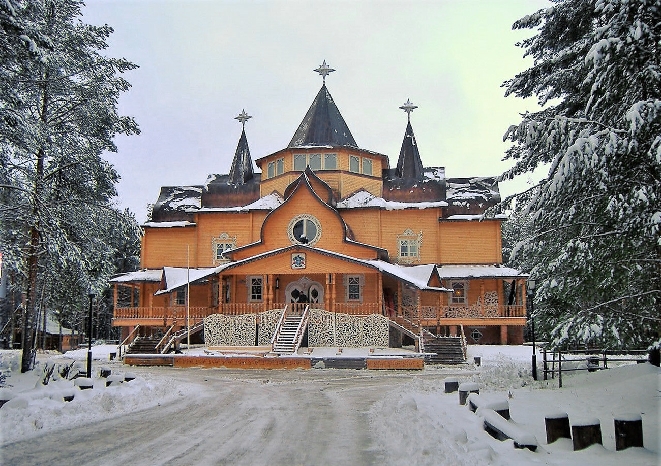 ロシアのサンタはどこに住んでいる ロシア ビヨンド