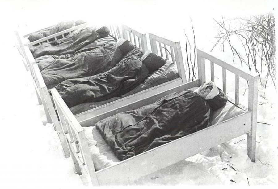 Tidur siang di luar, pada 1950.