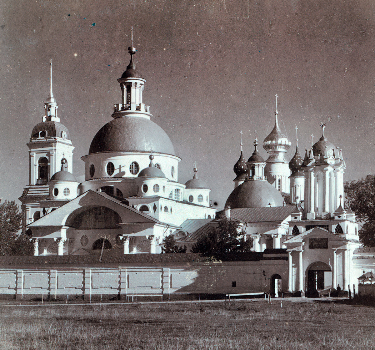 St. Dimitry Monastery, northwest view. From left: Bell tower, St. Dimitry Cathedral, Conception of St. Anne Cathedral, North Gate. Summer 1911