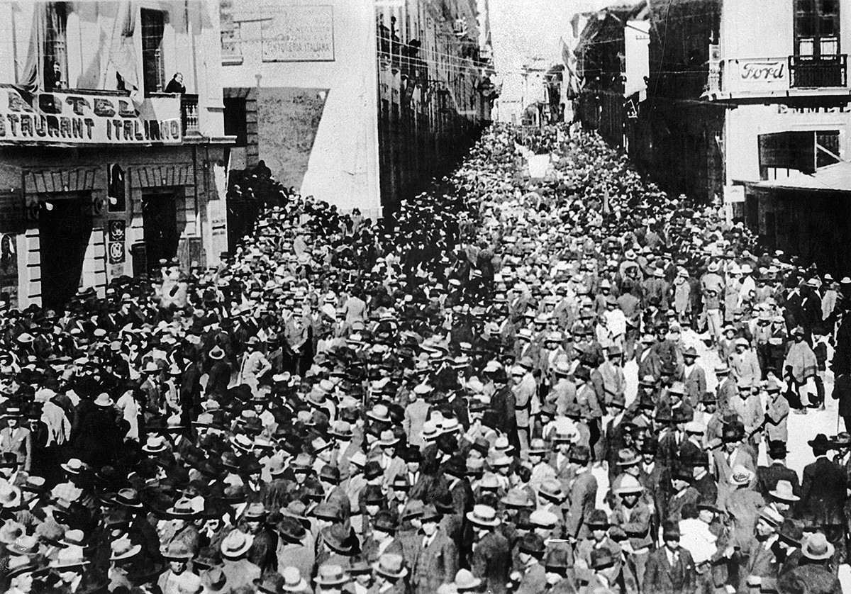 Eine Anti-Paraguay-Demonstration in La Paz, 1932