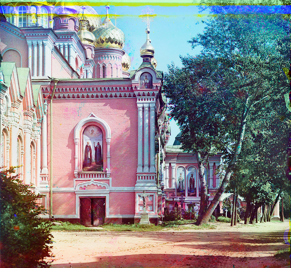 Epiphany Cathedral. Southwest corner with south gallery of 