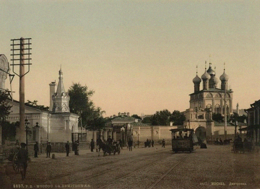 Rue Malaïa Dmitrovka. Années 1890. Une ligne de tramway y a fonctionné jusqu'en 1953