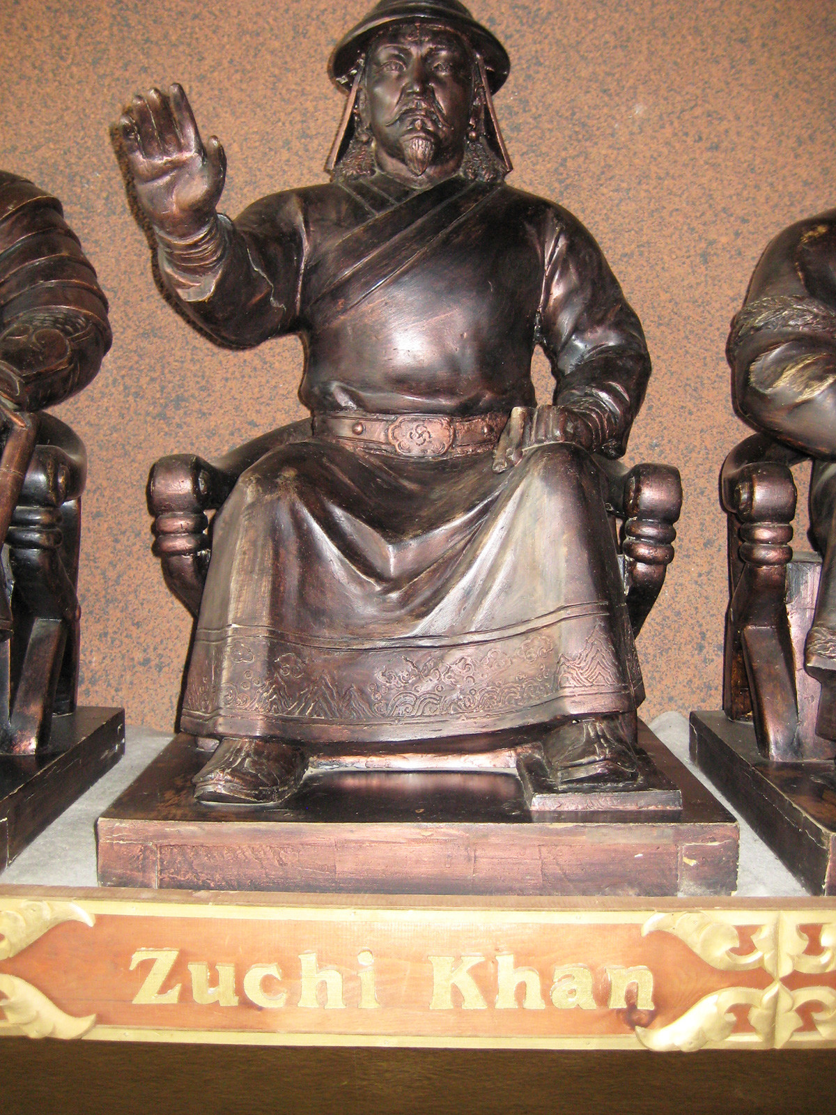 Статуа на Џучи во Монголскиот дворец. Гачуурт, Монголија.