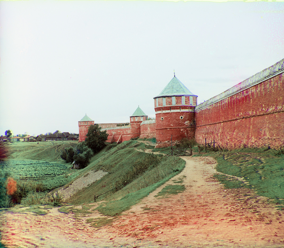 Savior-St. Evfimy Monastery, west wall & towers. Summer 1912