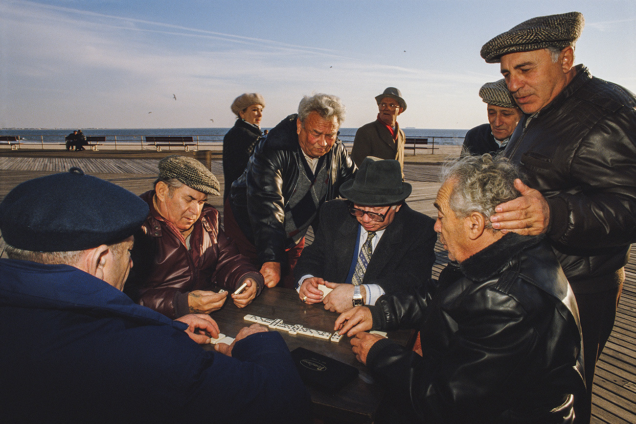Elderly Russians play dominoes on the promenade at Brighton Beach, Brooklyn, New York City, 1989