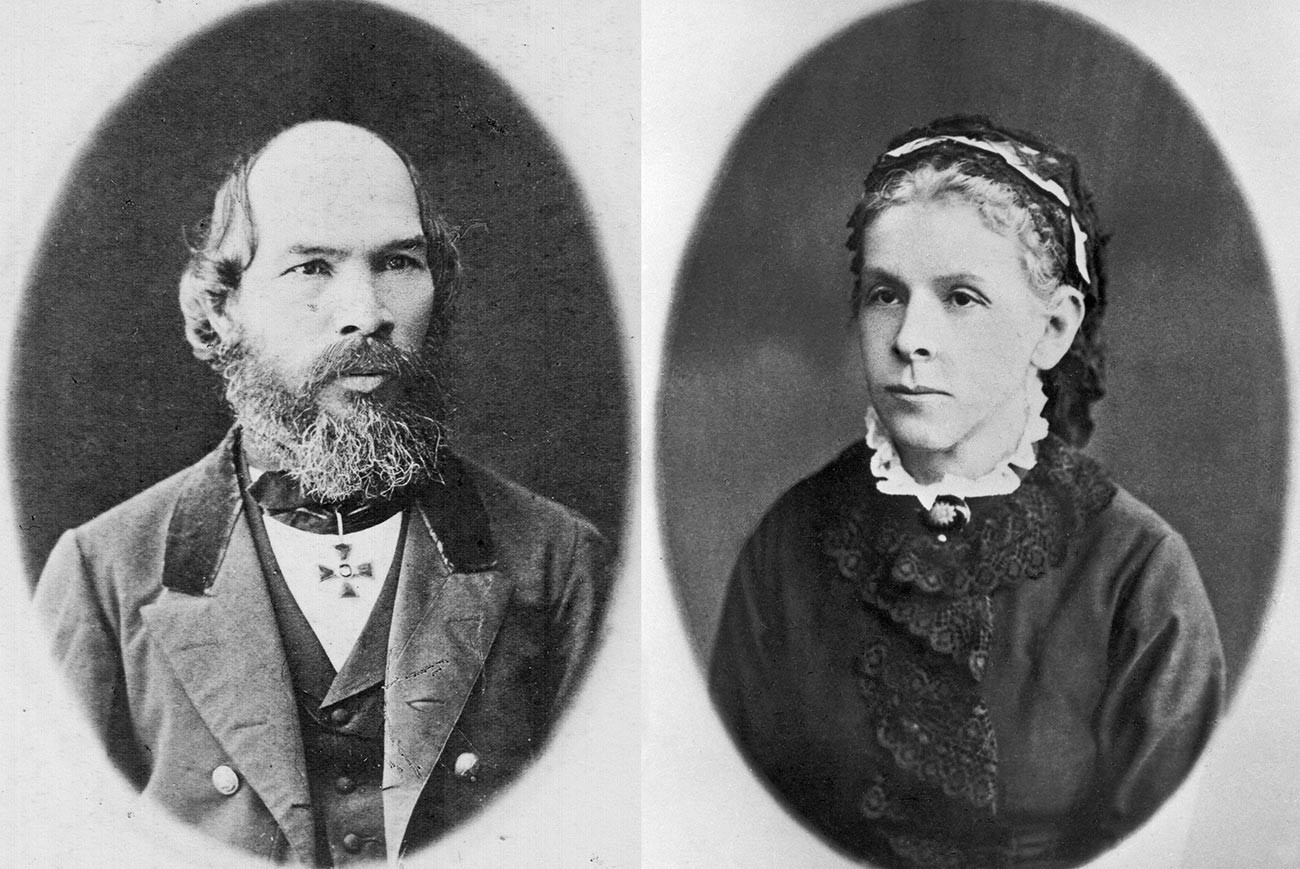 Retratos de los padres de Lenin, Iliá Uliánov y María Uliánova.