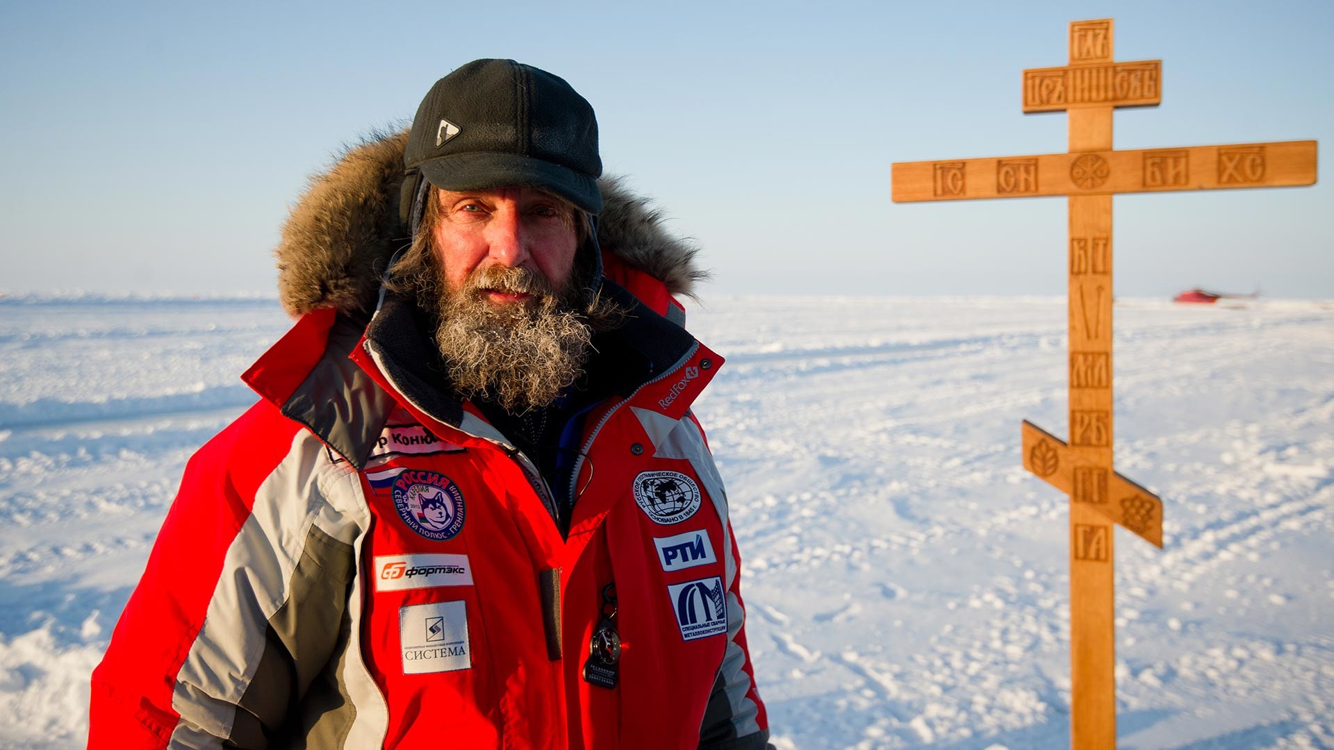 Руски путник Фјодор Коњухов на плутајућој леденој бази „Барнео“ на Арктику у оквиру експедиције „Карелија – Северни пол – Гренланд“.