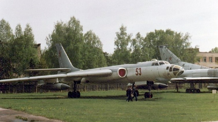 Muzejski primjerak aviona Tupoljev Tu-16
