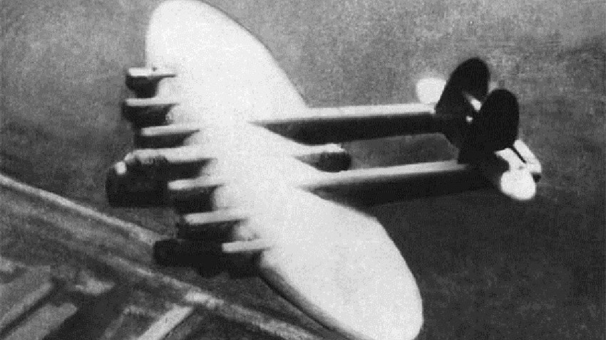 Калињин К-7, супертешки совјетски бомбардер.