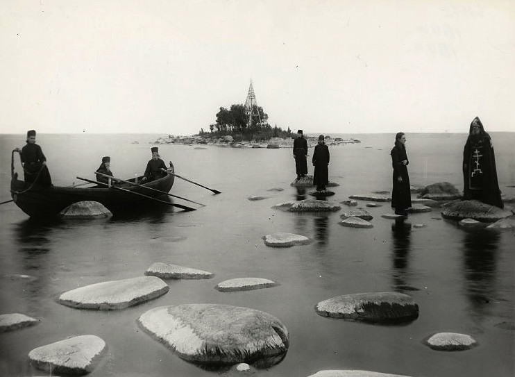 Menihi na jezeru. Konevski samostan, 1895 - 1905