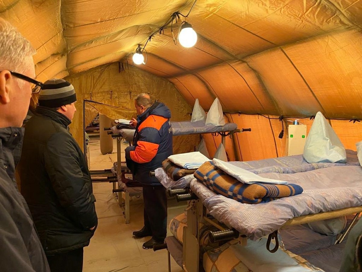 Belokamenka, Murmanska regija: poljska bolnišnica, ki jo je mogoče prepeljati s helikopterjem