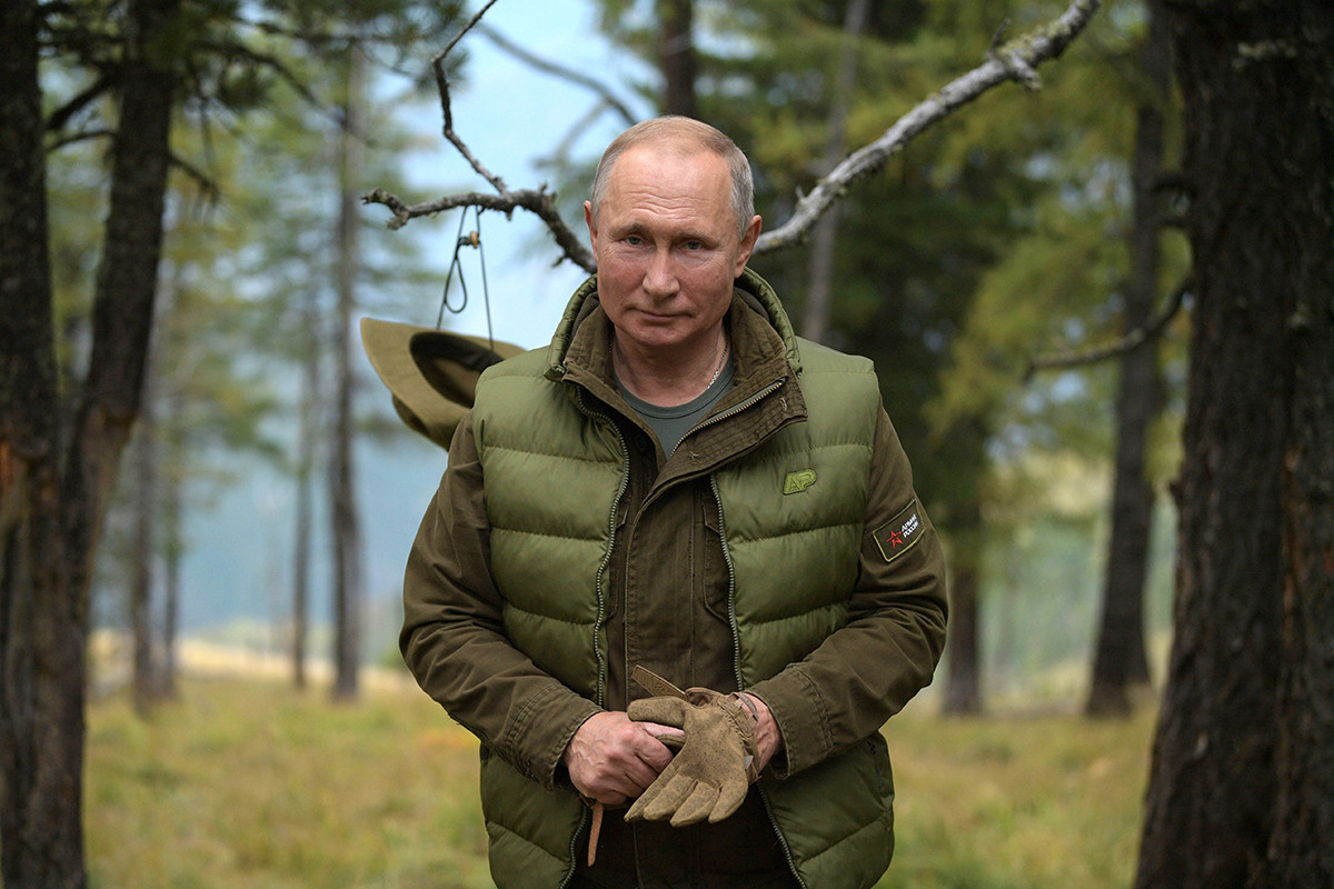 Vladimir Putin na lovu v tajgi
