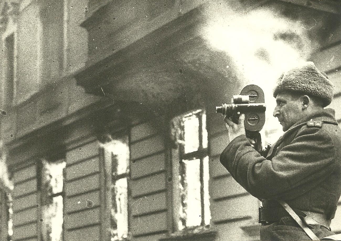 Ilya Arons di Berlin, Mei 1945.
