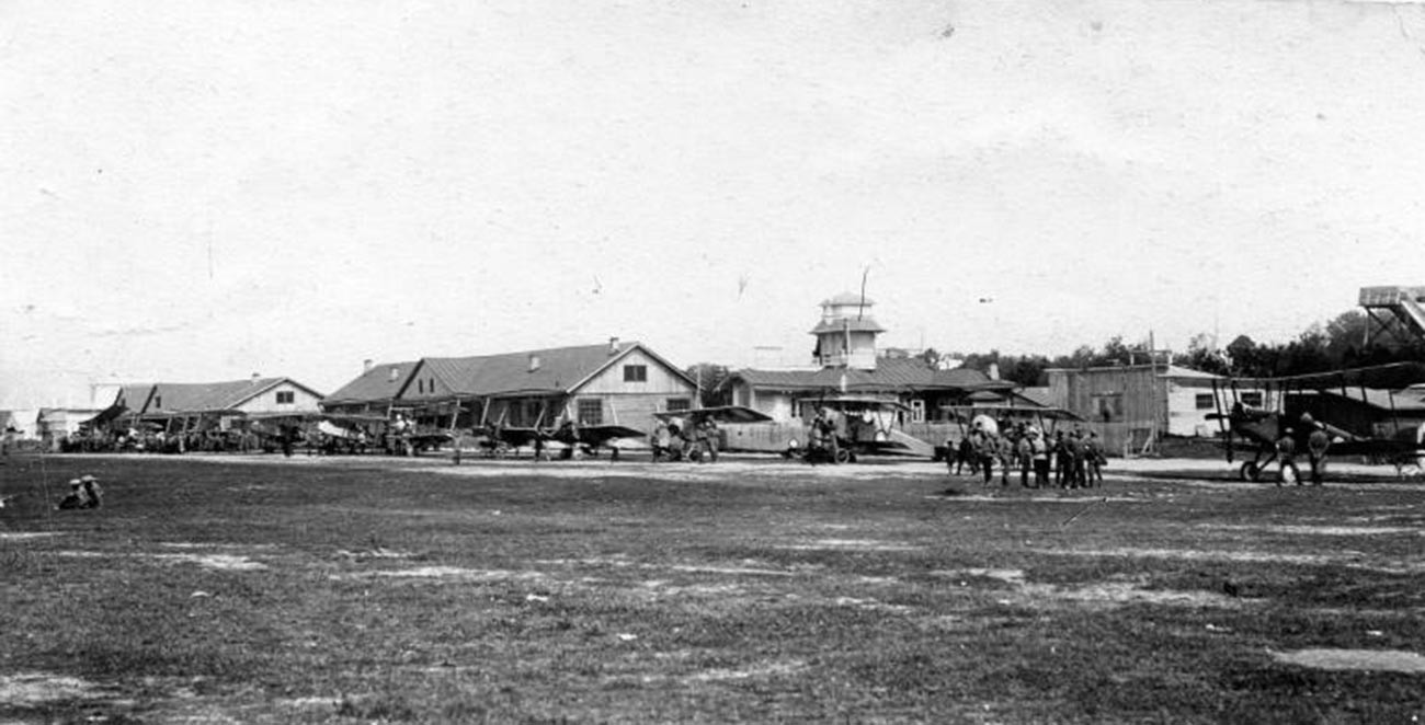 Moscow aviation week, 1916.