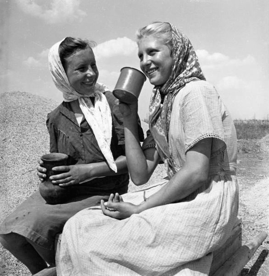 Soviet Women Of The 1950s Photos Russia Beyond