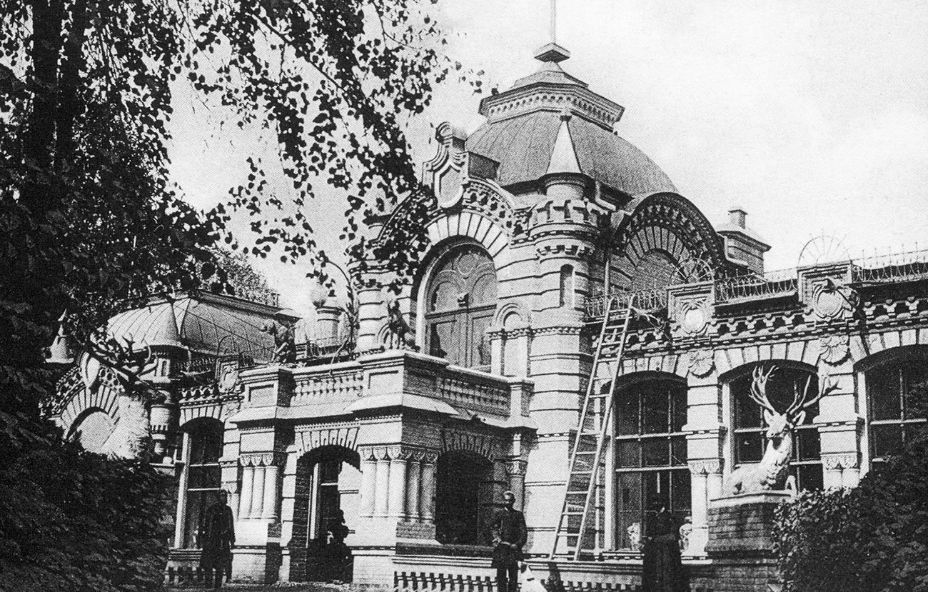 Palača velikega kneza Nikolaja Konstantinoviča v Taškentu, Rusko cesarstvo, začetek 20. stoletja
