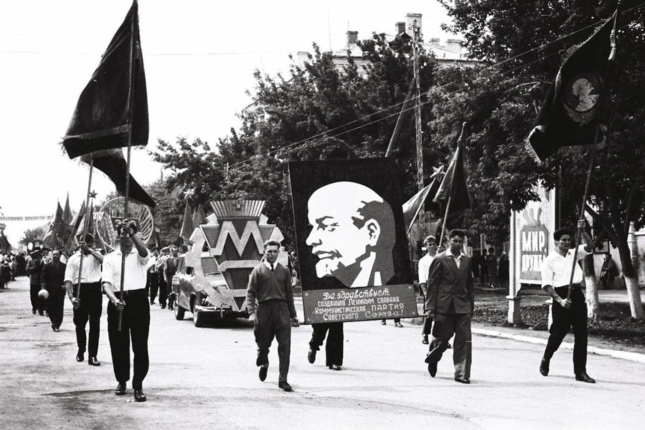 Празднование 350-летия города Уральска, Казахская ССР, 4 - 5 сентября 1964.