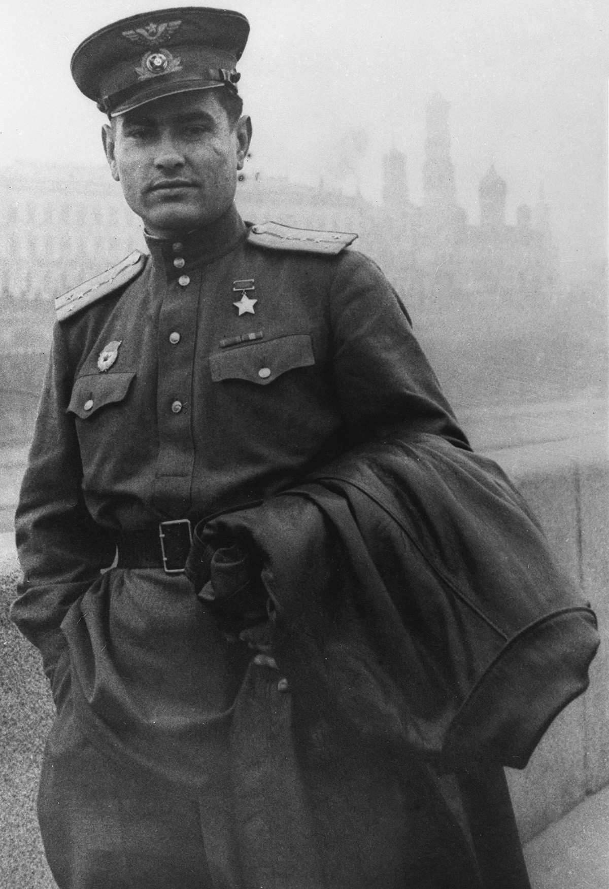 1 януари 1943 година, СССР. Съветският герой от Втората световна война Алексей Маресиев.