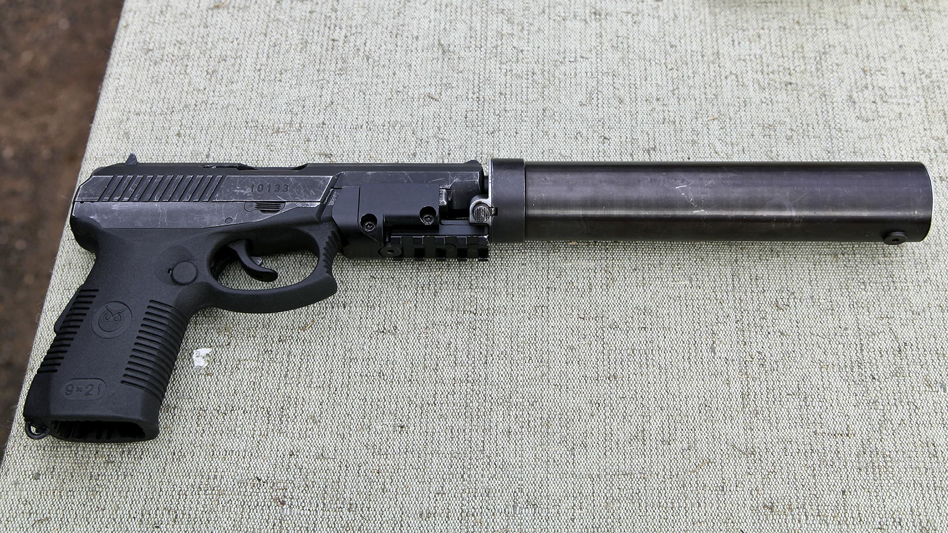 Pistola SR1MP