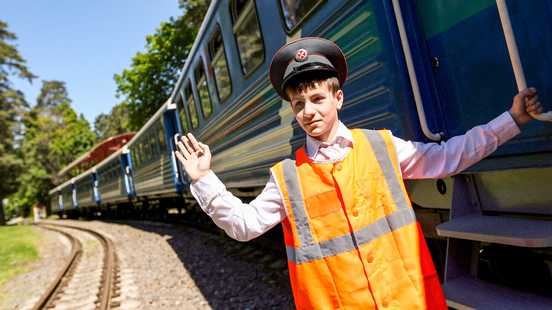 Отварање нове сезоне саобраћања возова на Московској дечијој железничкој прузи.