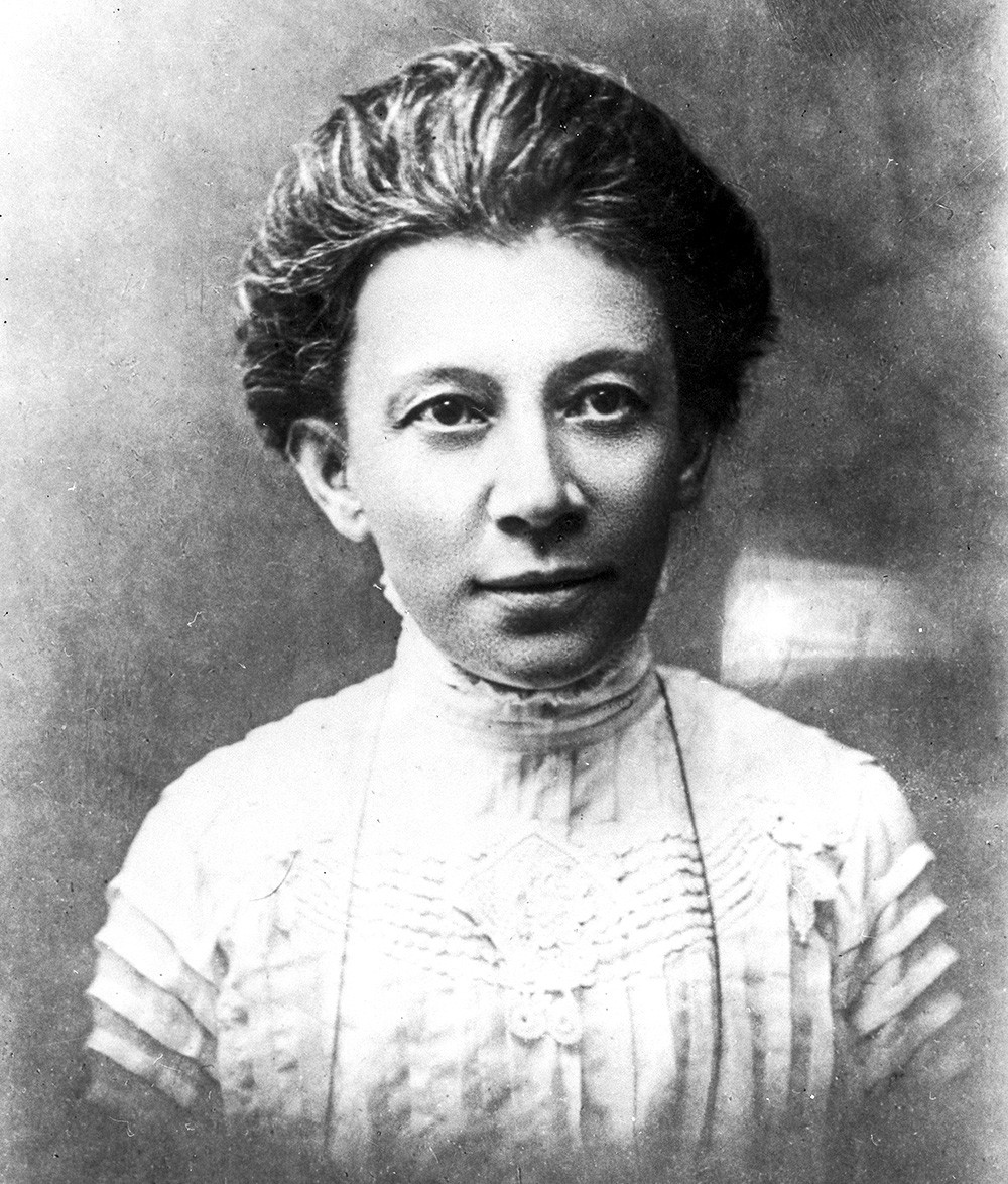 Anna Ulyanova-Yelizarova in 1910