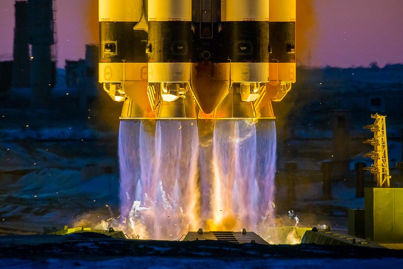 プロトン-Mロケットの打ち上げ