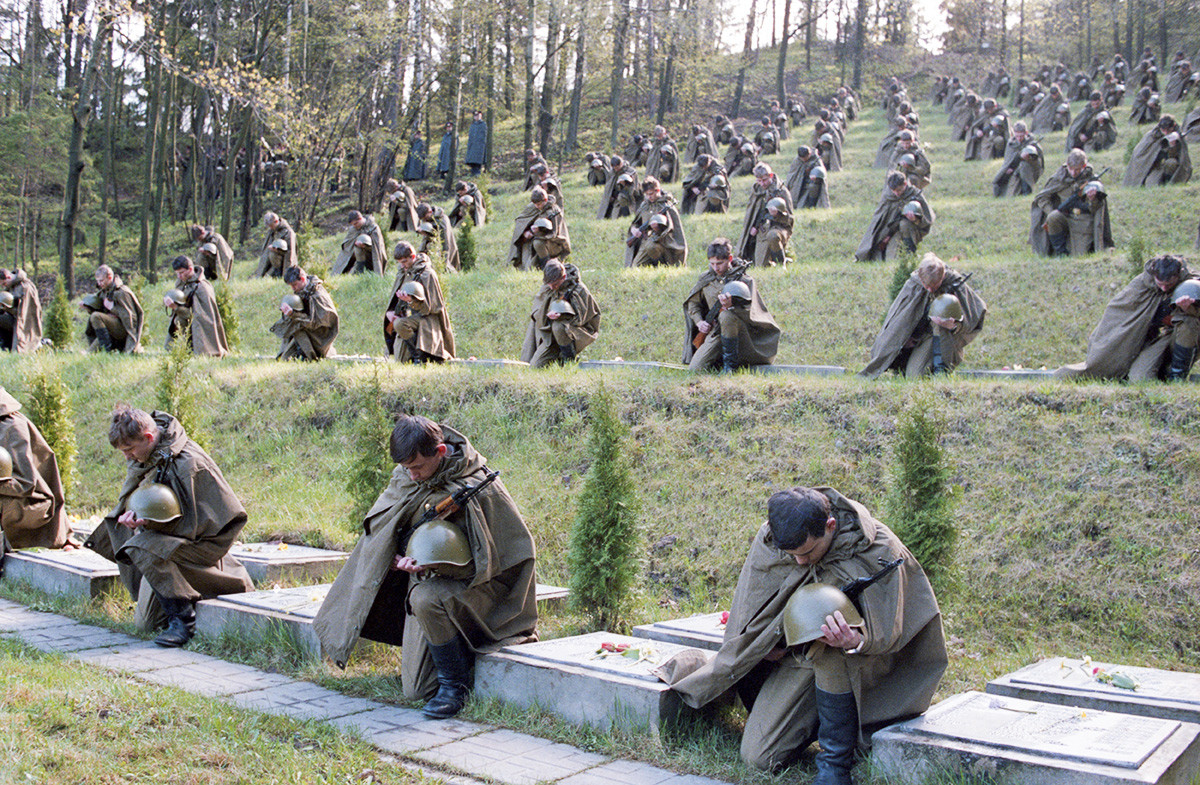 Церемония «Дань памяти» на воинском кладбище, 1987 г.
