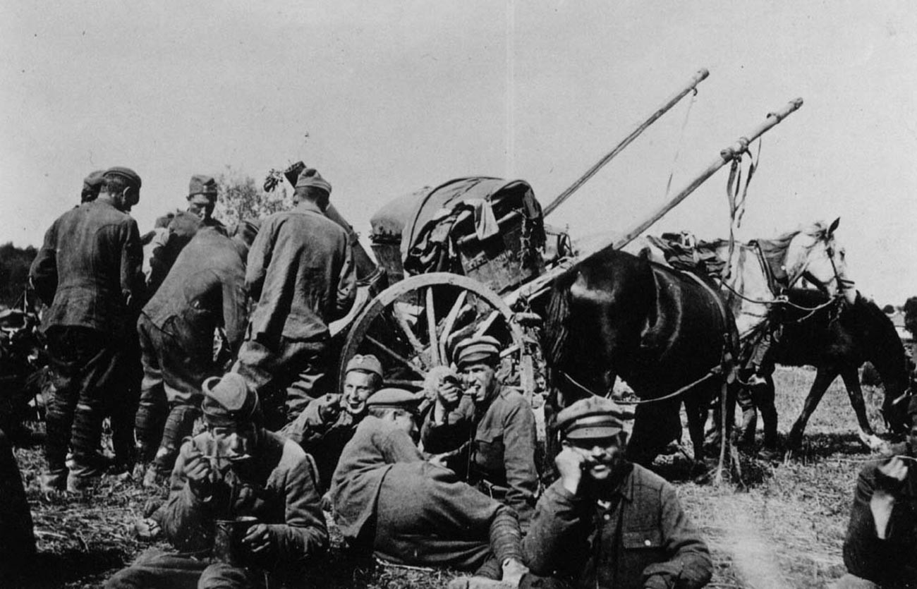 Des troupes polonaises pendant la bataille de Varsovie
