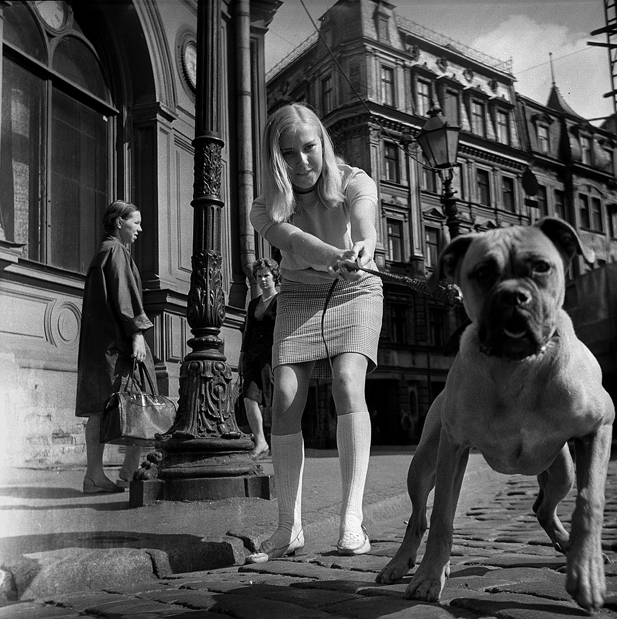 Nas ruas do centro de Riga, 1968