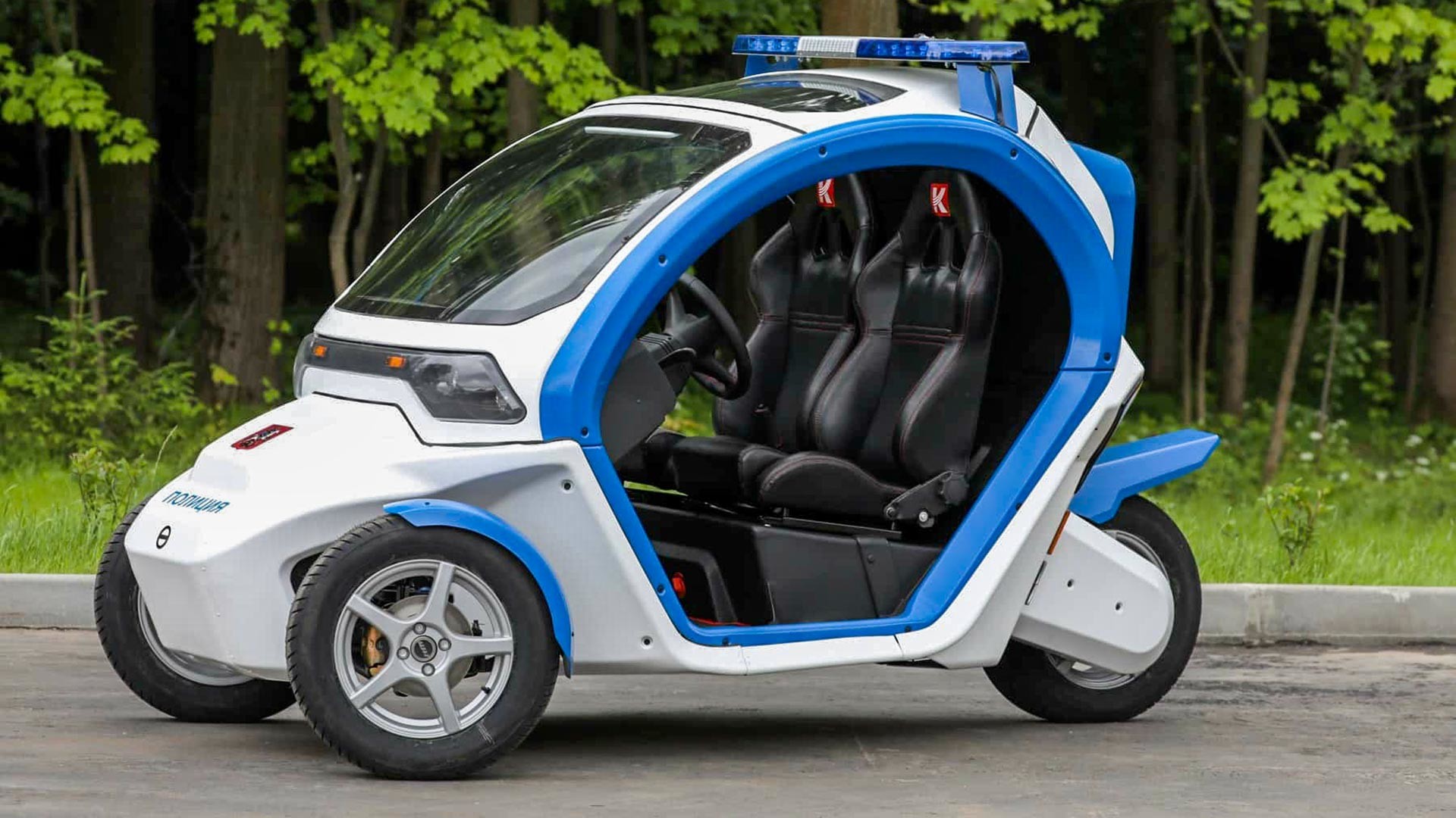Electrocar Ovum for the Moscow police