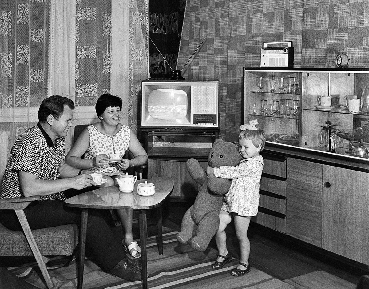 Vorarbeiter mit Familie, Odessa, 1971