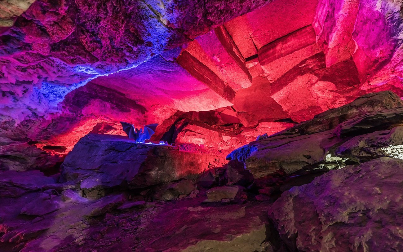 Caverna de gelo de Kungur.

