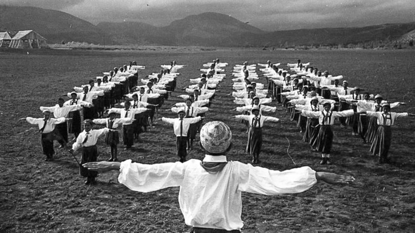 What Life Was Like In Soviet Caucasus Republics PHOTOS Russia Beyond   5f09d6d515e9f9088b1413d9 