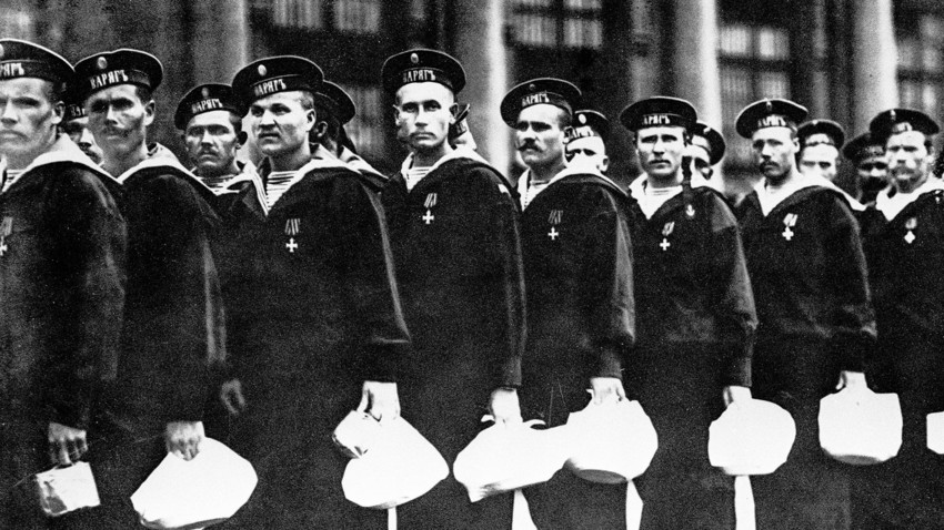 Mornari s krstarice "Varjag"
