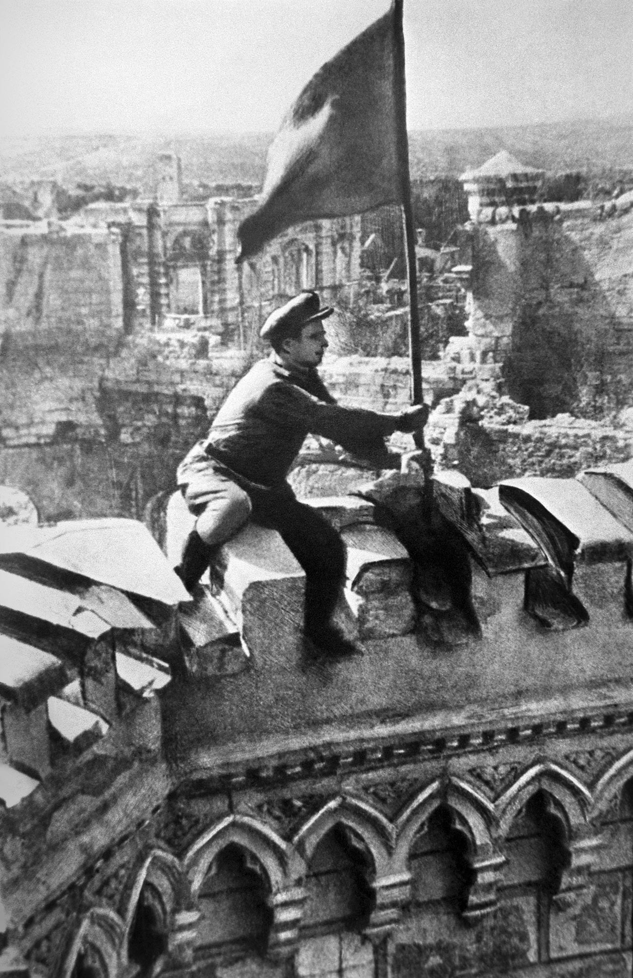 Razobešanje prapora zmage nad osvobojenim Kišinjevom, 1944

