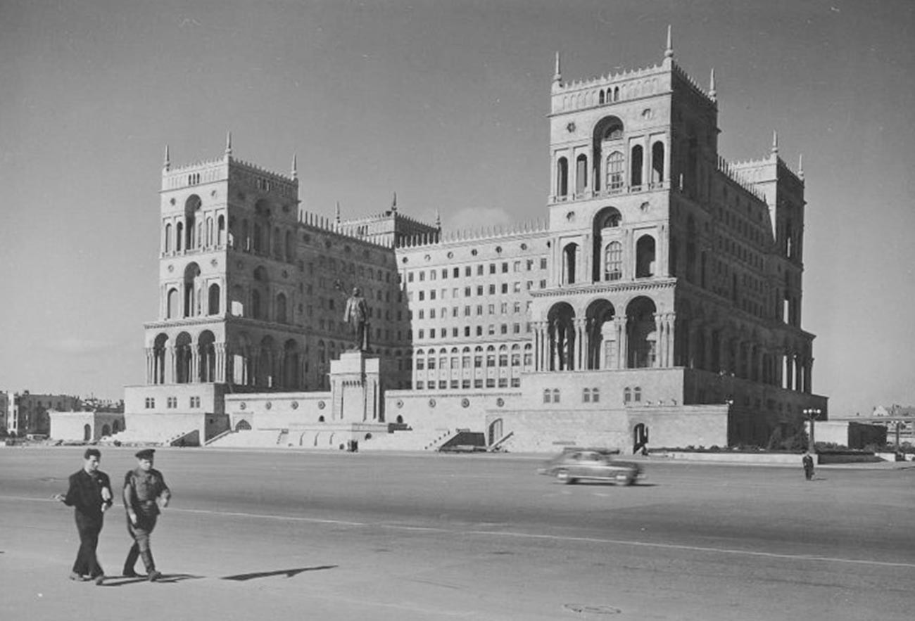 Place Lénine à Bakou, capitale de l’Azerbaïdjan

